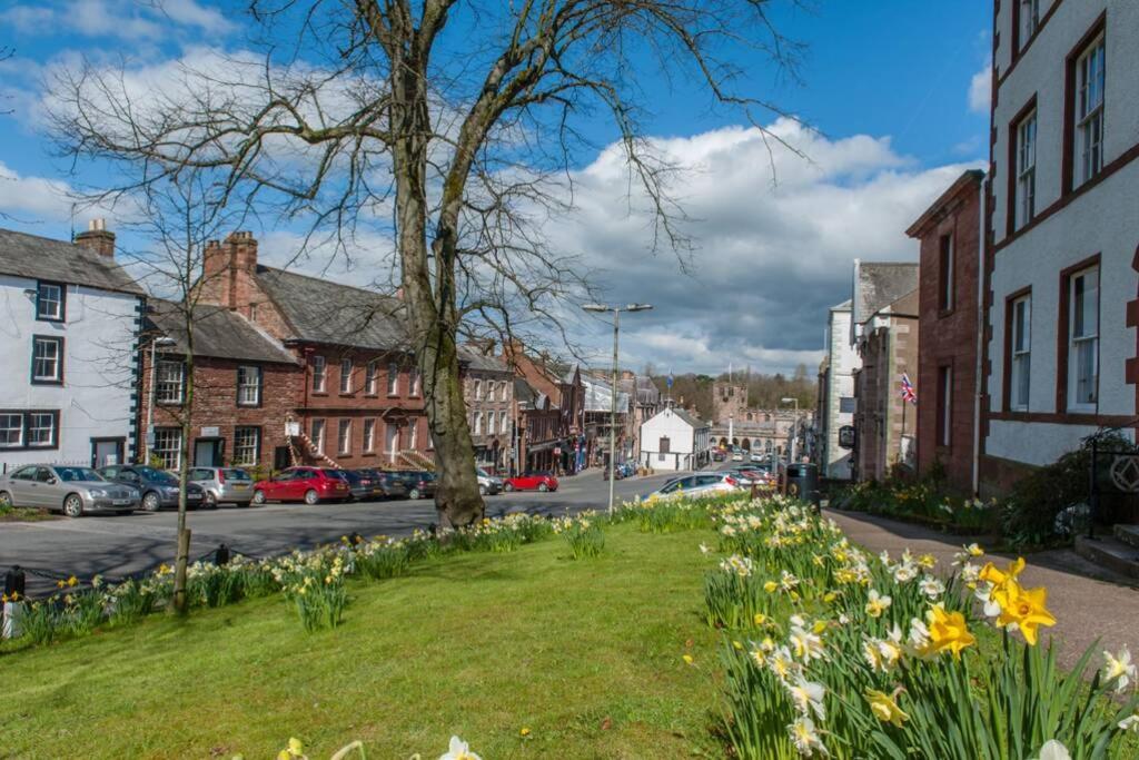2 Mews Cottages - Town Centre Location Appleby-in-Westmorland Eksteriør bilde