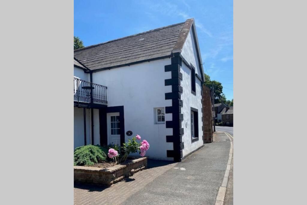 2 Mews Cottages - Town Centre Location Appleby-in-Westmorland Eksteriør bilde